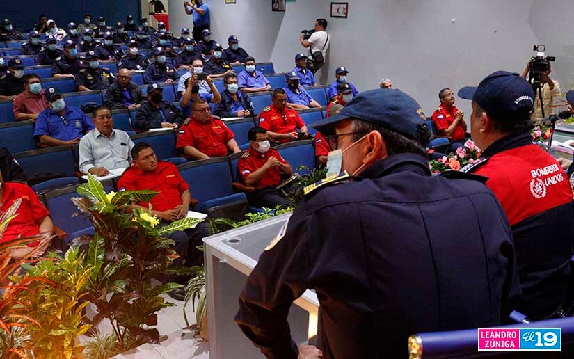 BOMBEROS